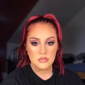 Meet your Posher, Jess